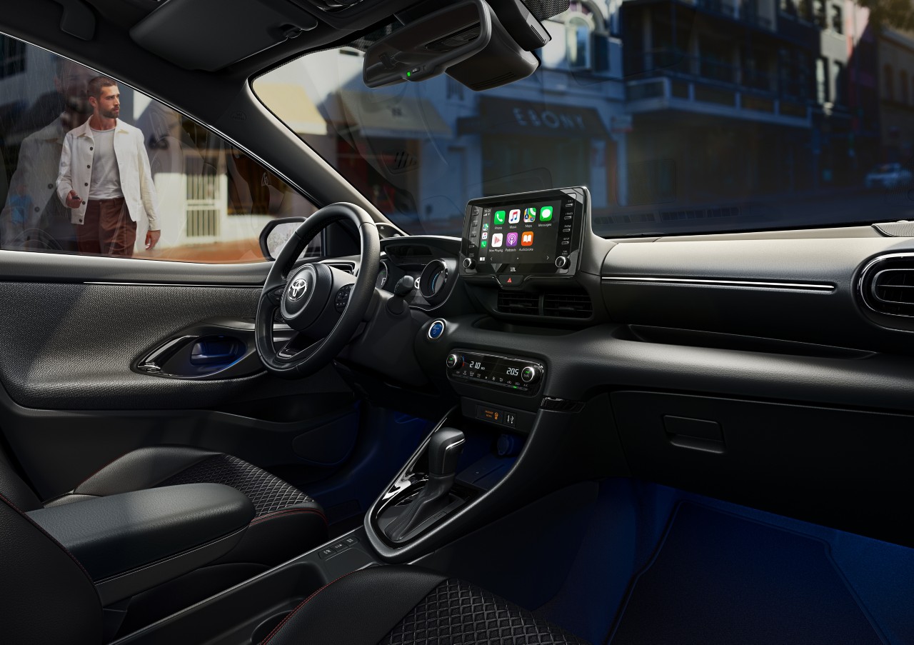 Toyota Corolla Hatchback front interior